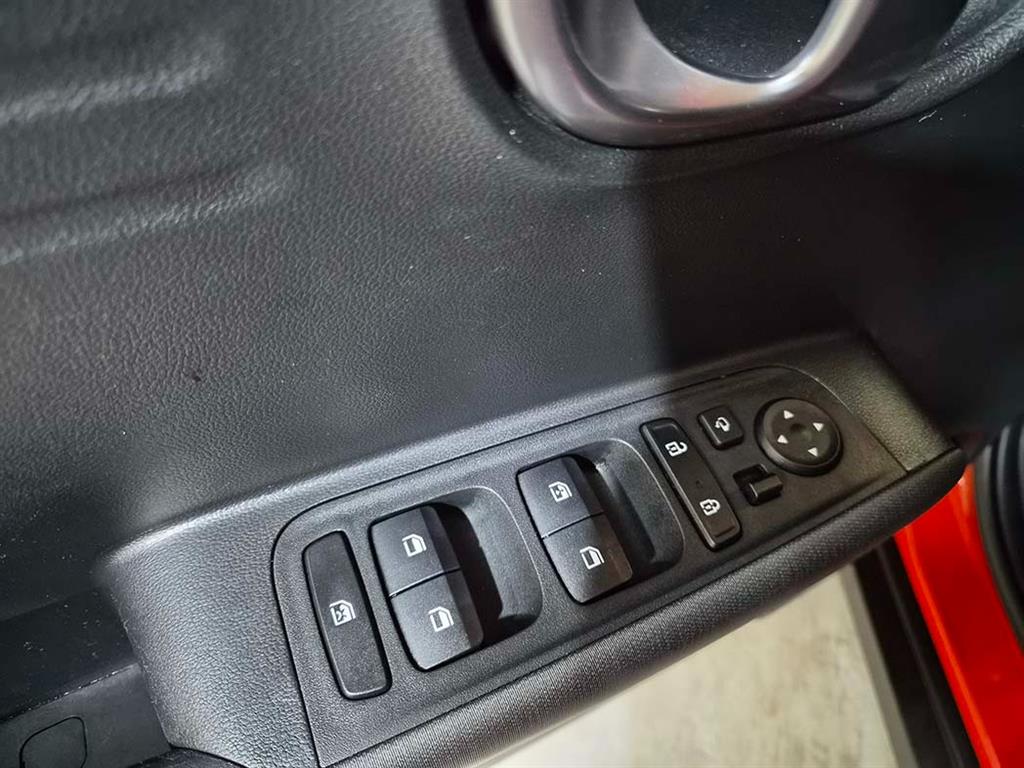 HYUNDAI Casper - Vista 11