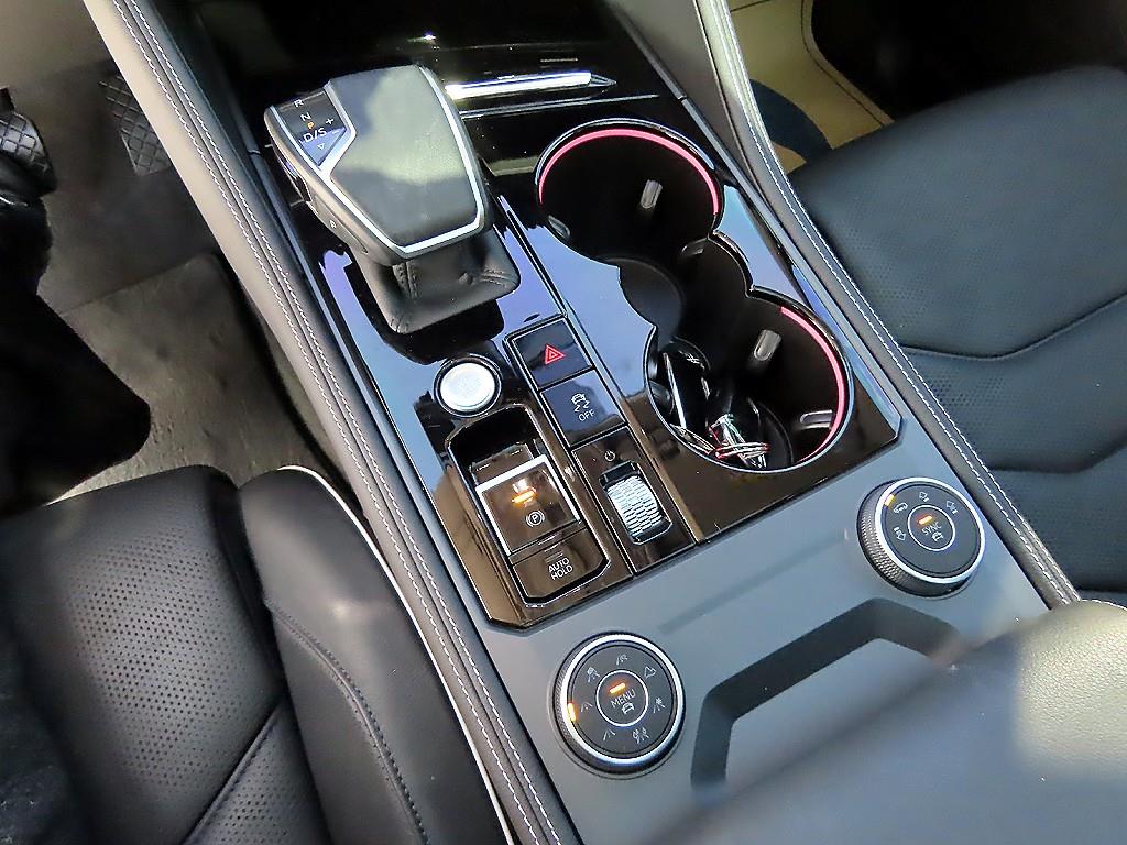 Volkswagen Touareg 2024 Blanco - Importación desde Corea - HF Imports Iquique - Foto 13