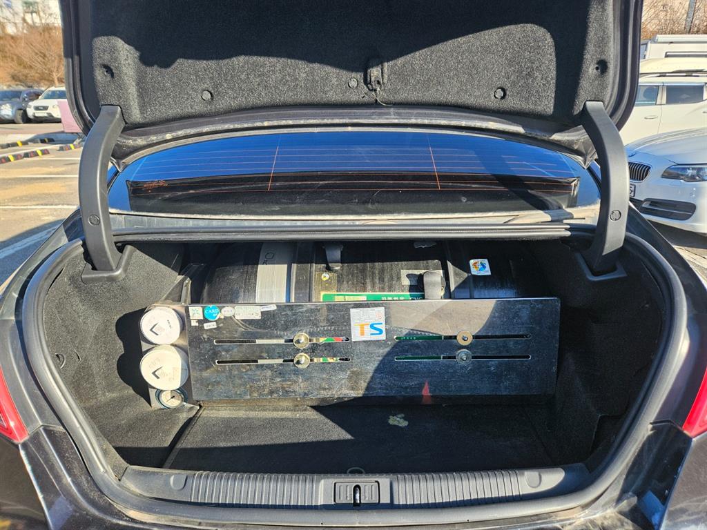 SAMSUNG SM7 - Vista 5