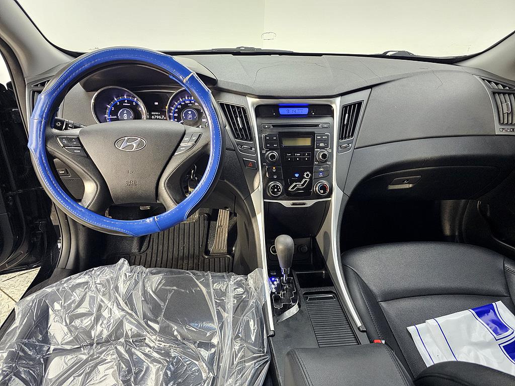 HYUNDAI Sonata - Vista 5