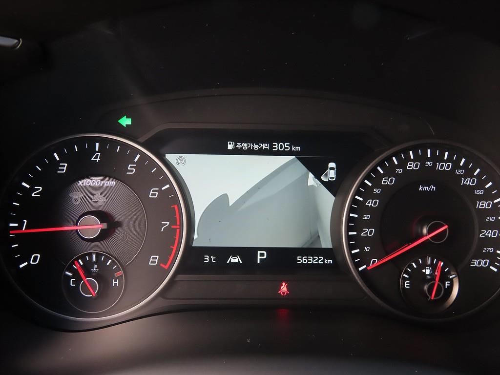 KIA Stinger - Vista 9