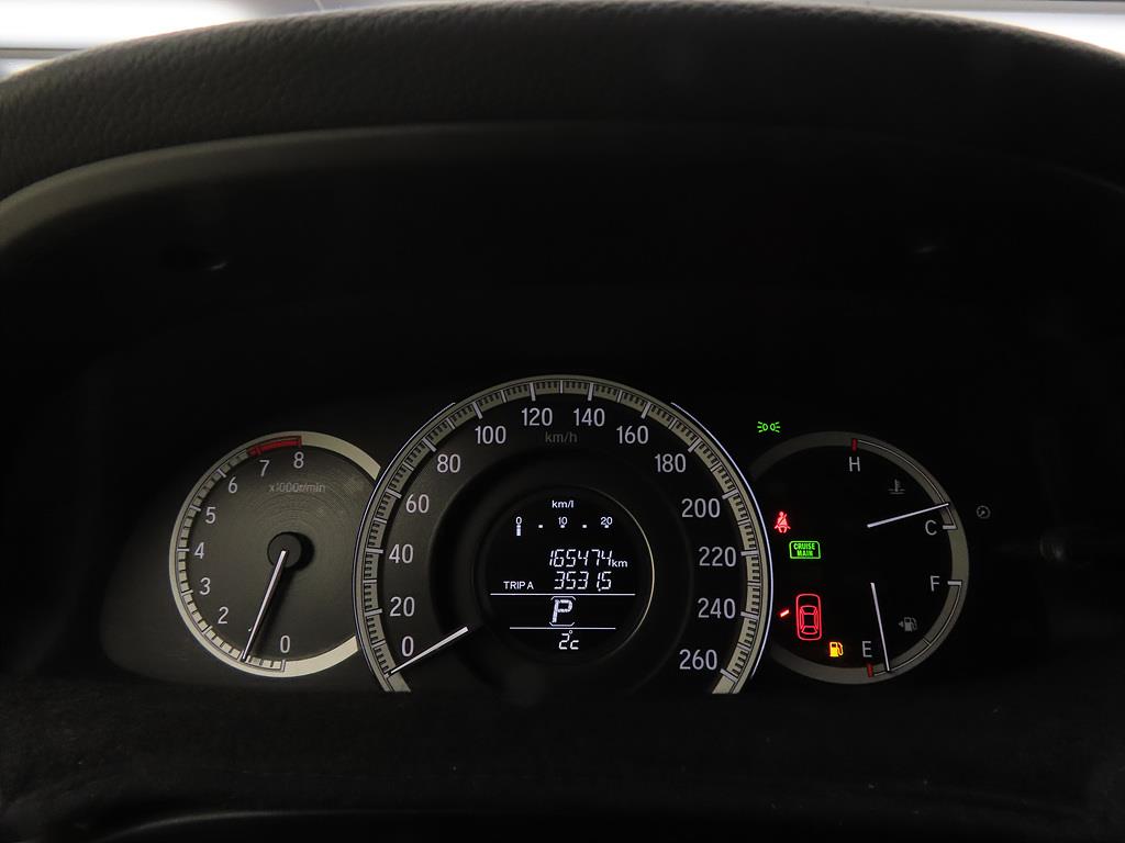 Honda Accord - Vista 9