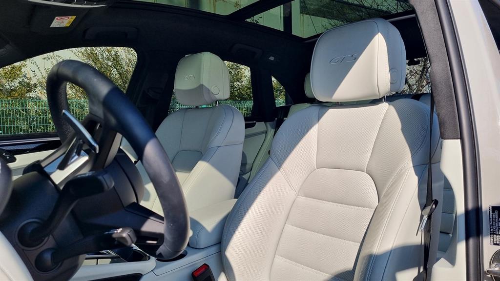 Porsche Macan - Vista 11