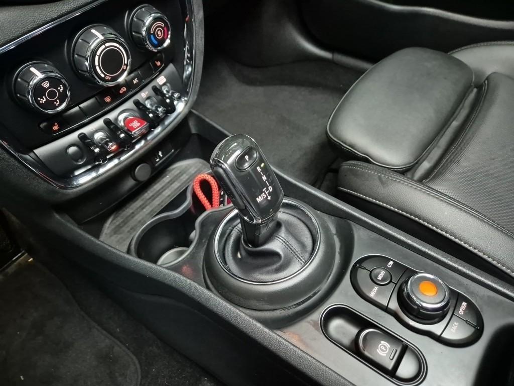 Mini Clubman - Vista 8