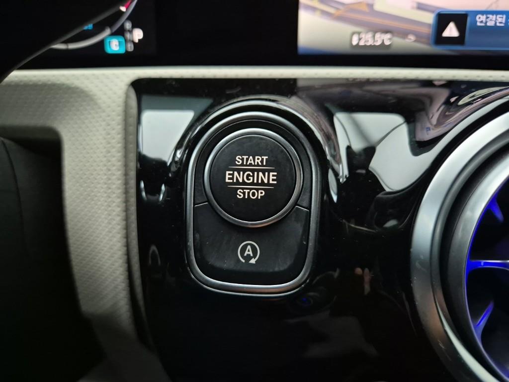 Mercedes Benz CLA Class 2025 Blanco - Importación desde Corea - HF Imports Iquique - Foto 16