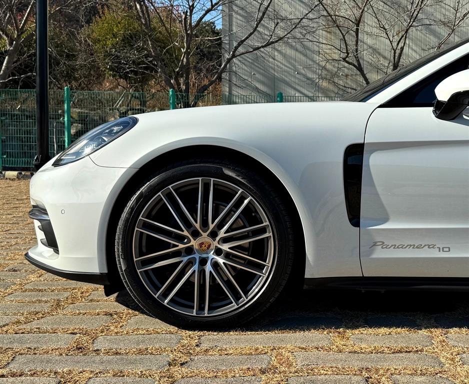 Porsche Panamera - Vista 12
