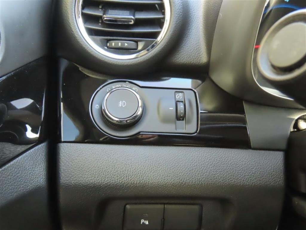 Chevrolet Orlando 2016 Blanco - Importación desde Corea - HF Imports Iquique - Foto 11