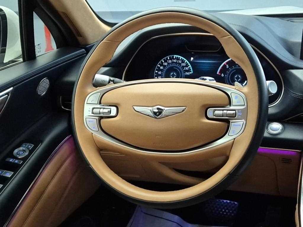 Genesis GV80 - Vista 9