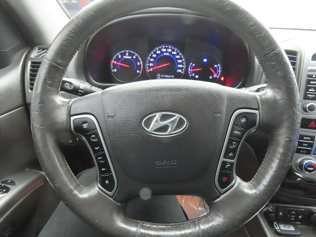 HYUNDAI Santa Fe - Vista 8
