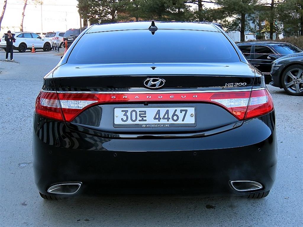 HYUNDAI Grandeur - Vista 4