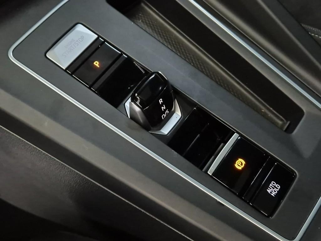 Volkswagen Golf - Vista 8