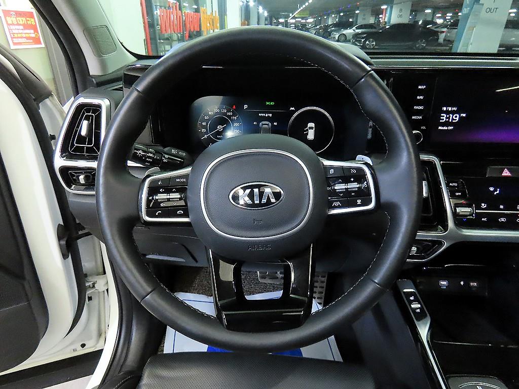 KIA Sorento - Vista 8