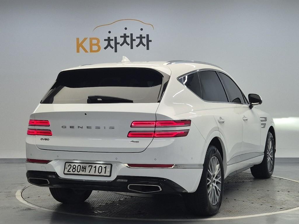 Genesis GV80 - Vista 4