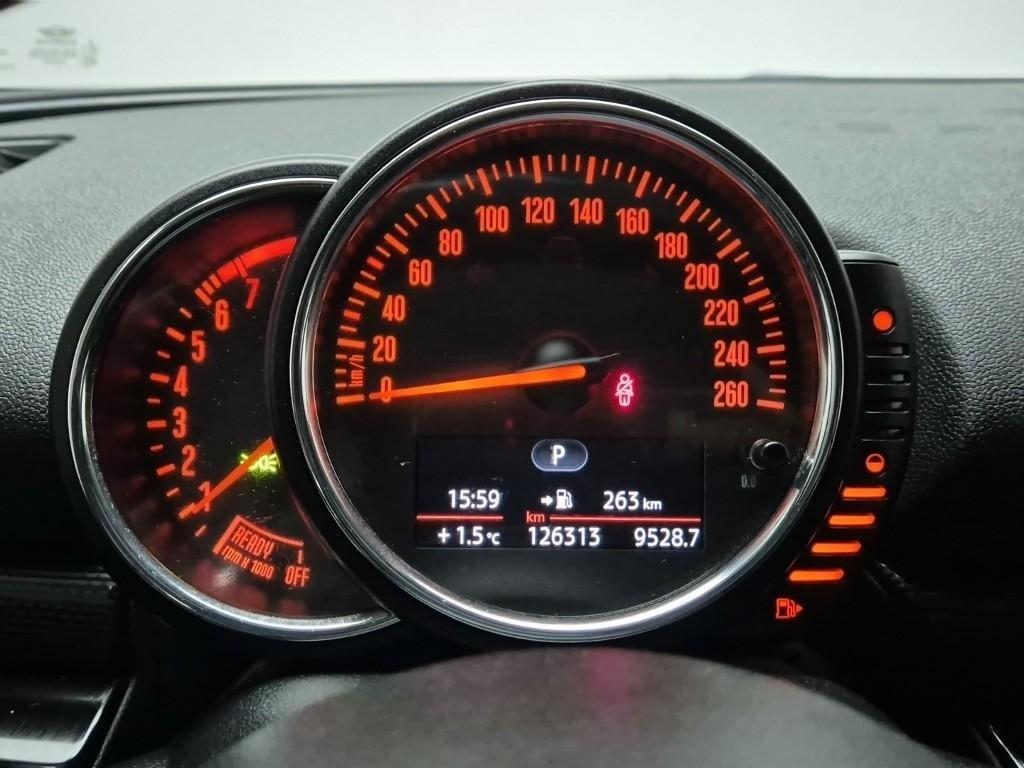 Mini Clubman - Vista 6