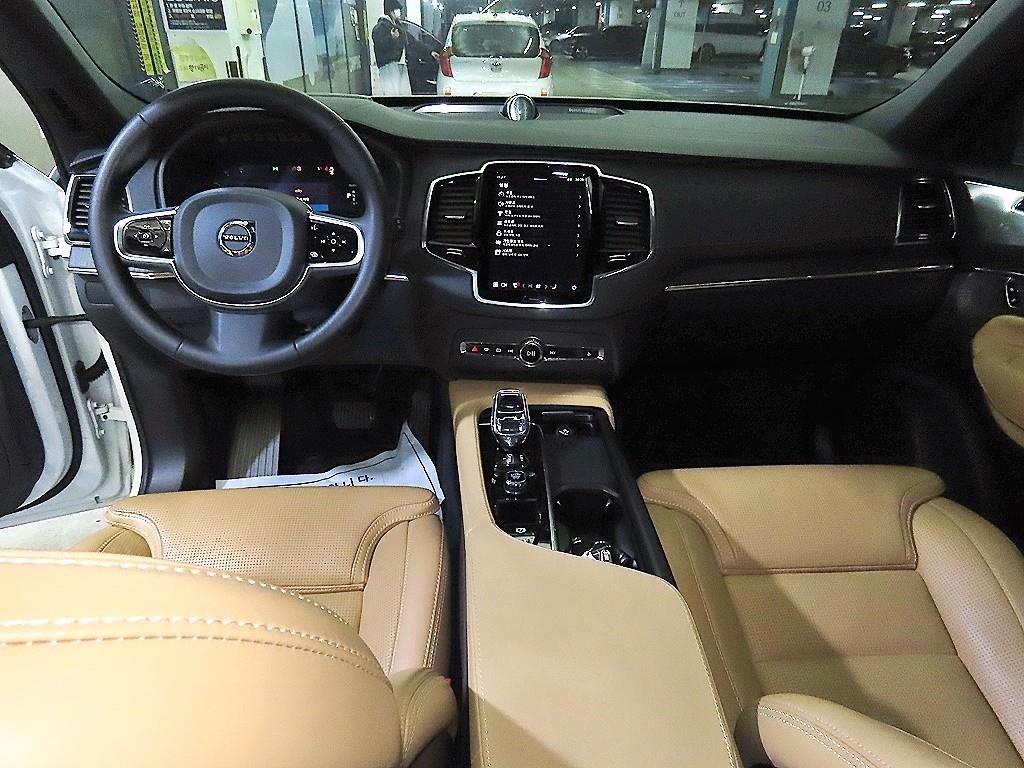 Volvo XC90 - Vista 10