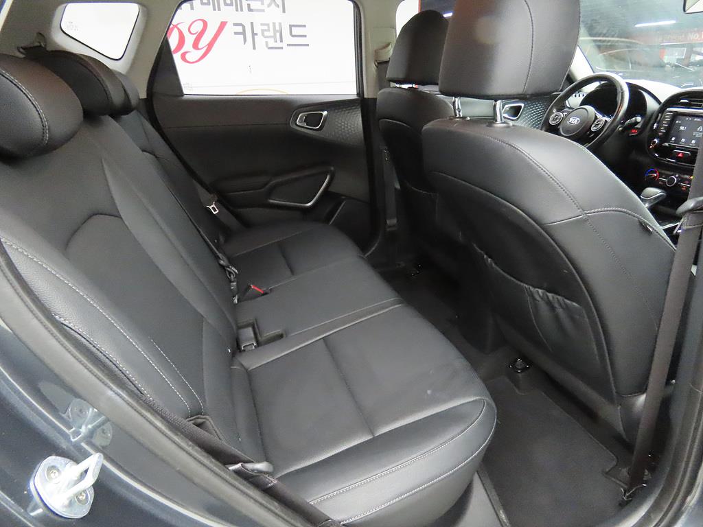 KIA Soul - Vista 8