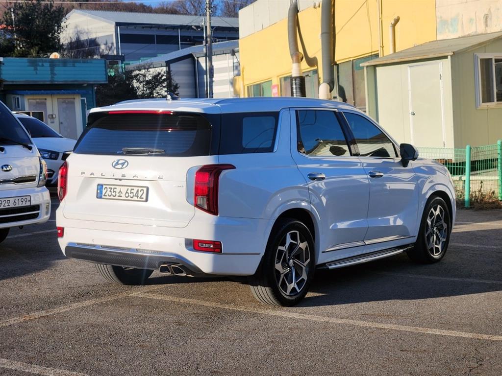 HYUNDAI Palisade - Vista 4