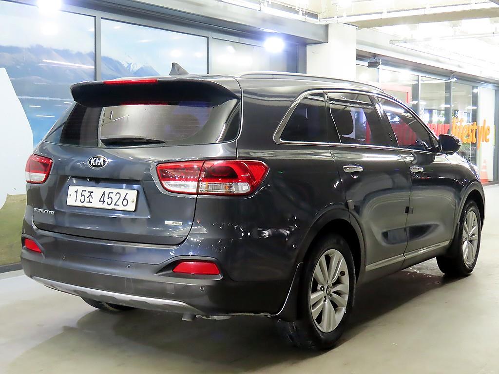 KIA Sorento - Vista 9