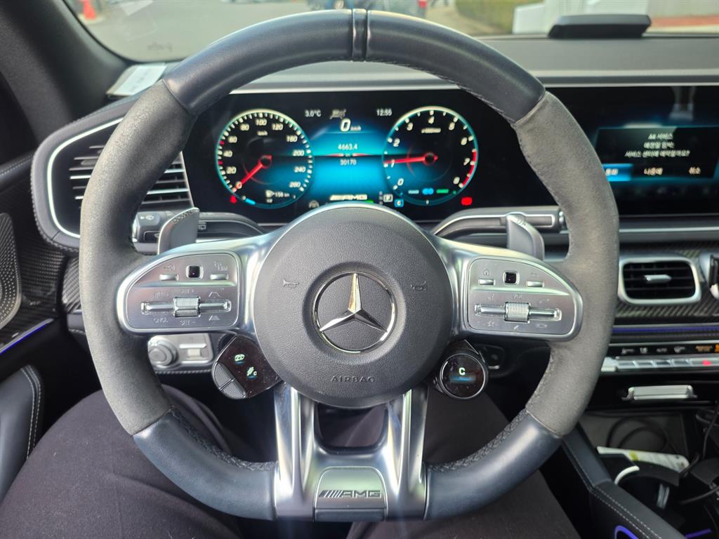 Mercedes Benz GLE Class - Vista 12