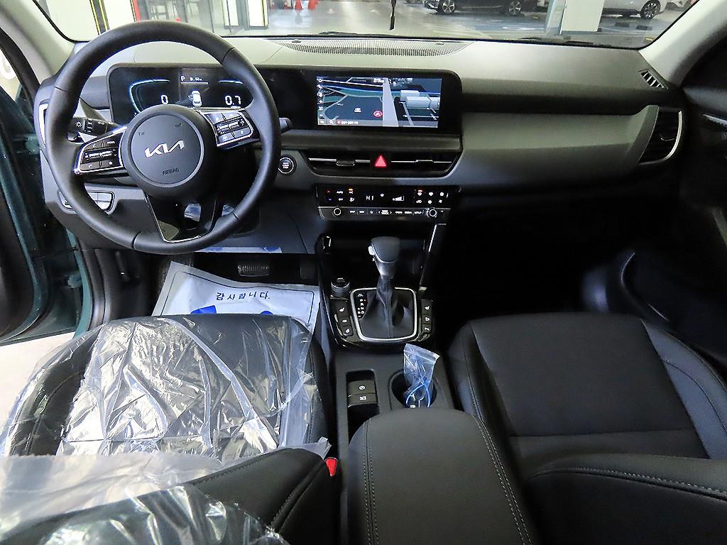 KIA Seltos - Vista 10