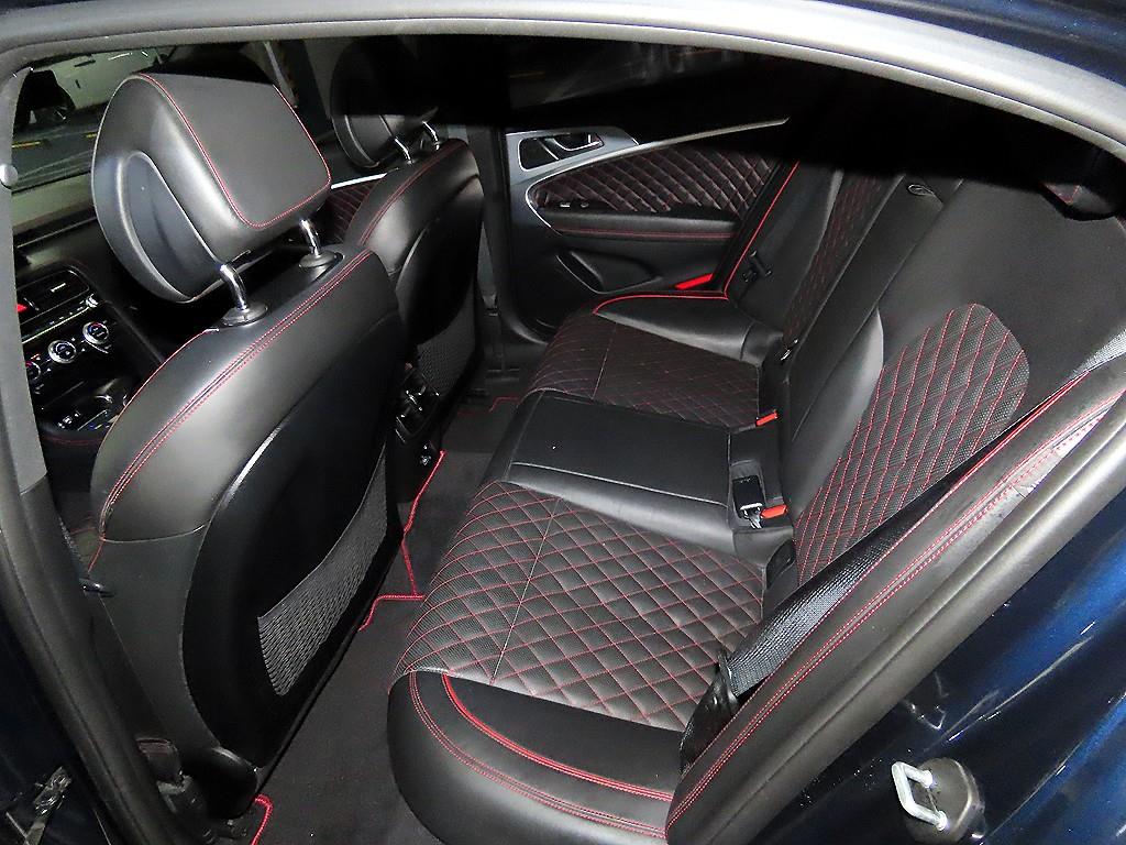 Genesis G70 - Vista 7