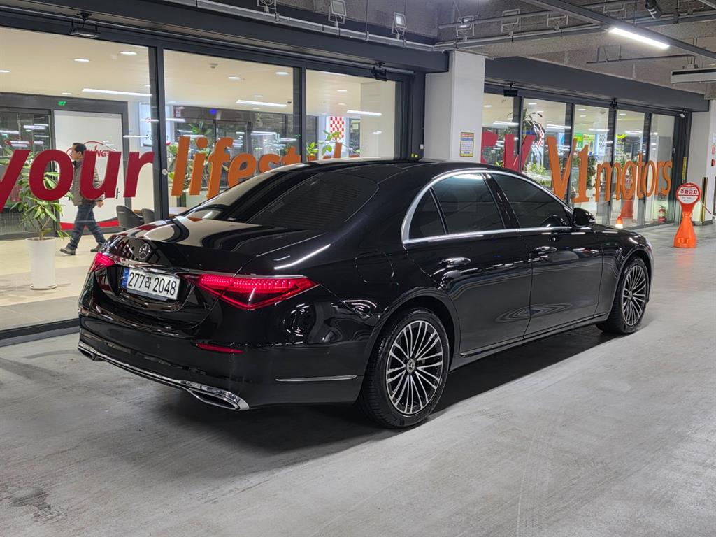 Mercedes Benz S Class - Vista 4