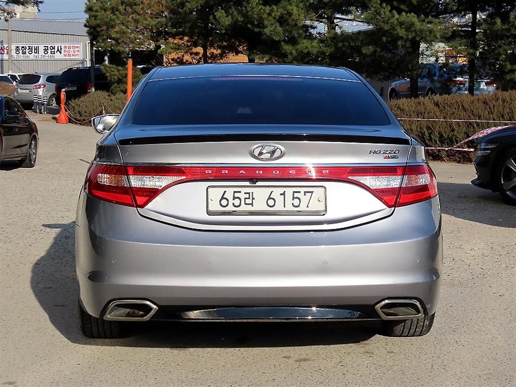 HYUNDAI Grandeur - Vista 4
