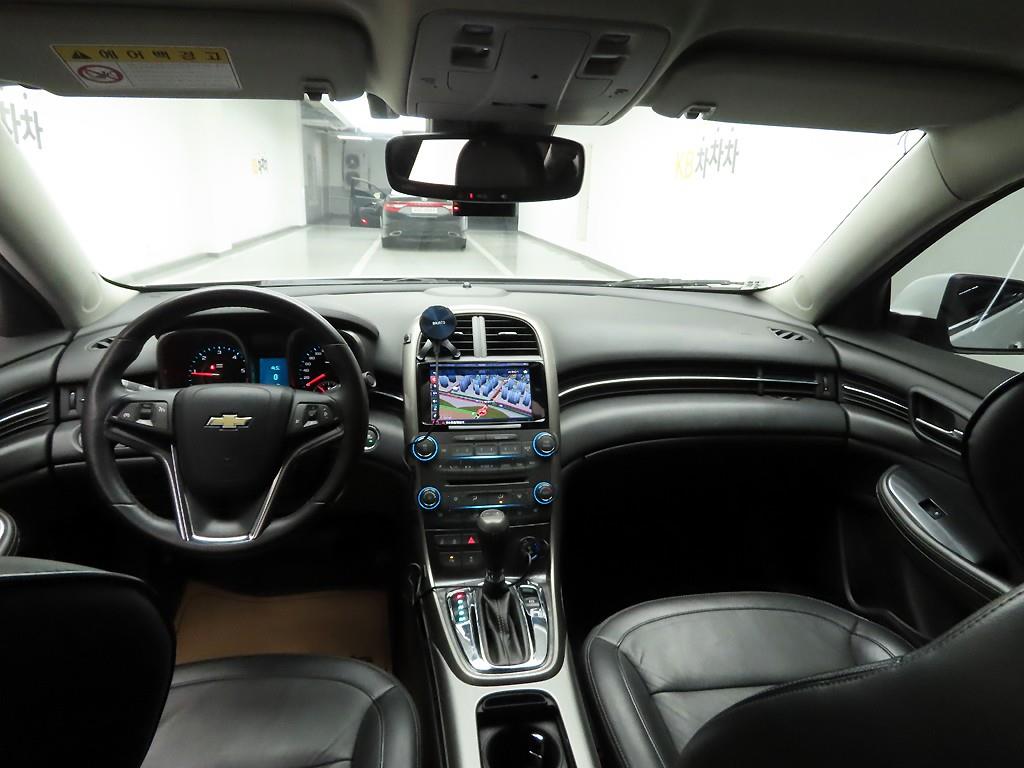 Chevrolet Malibu - Vista 7