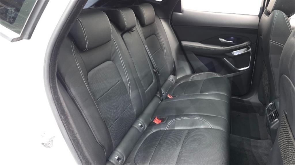 Jaguar E-PACE - Vista 12