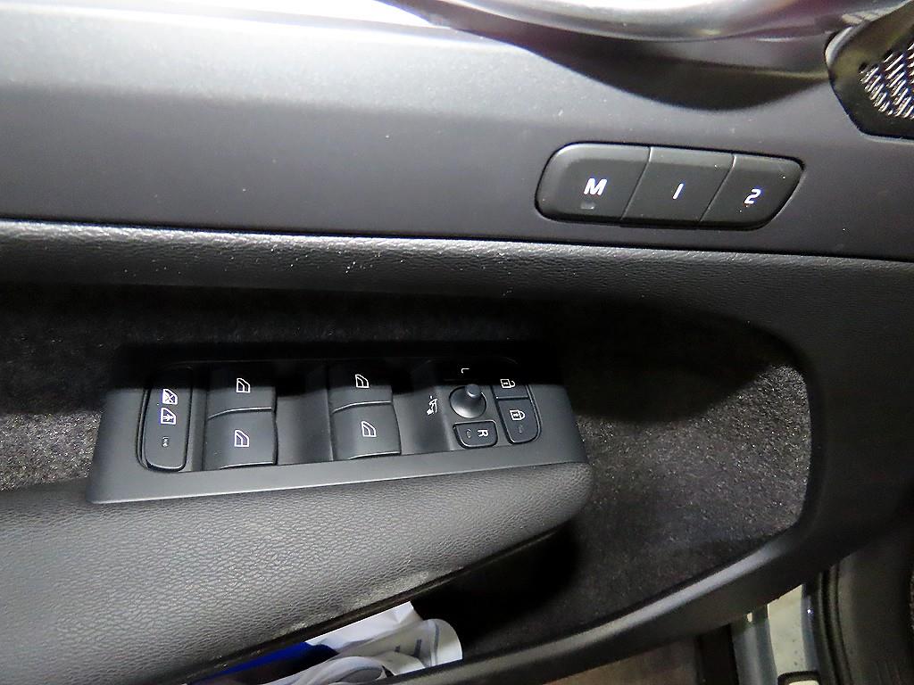 Volvo XC40 2022 - Importación desde Corea - HF Imports Iquique - Foto 13