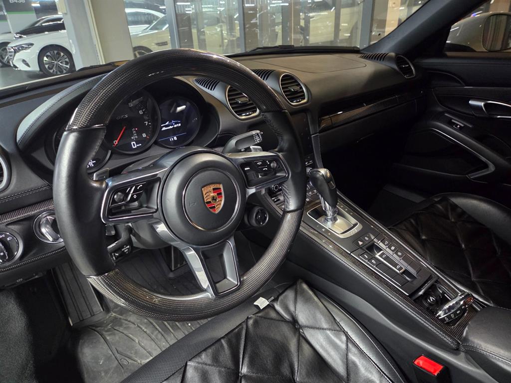 Porsche 718 - Vista 5