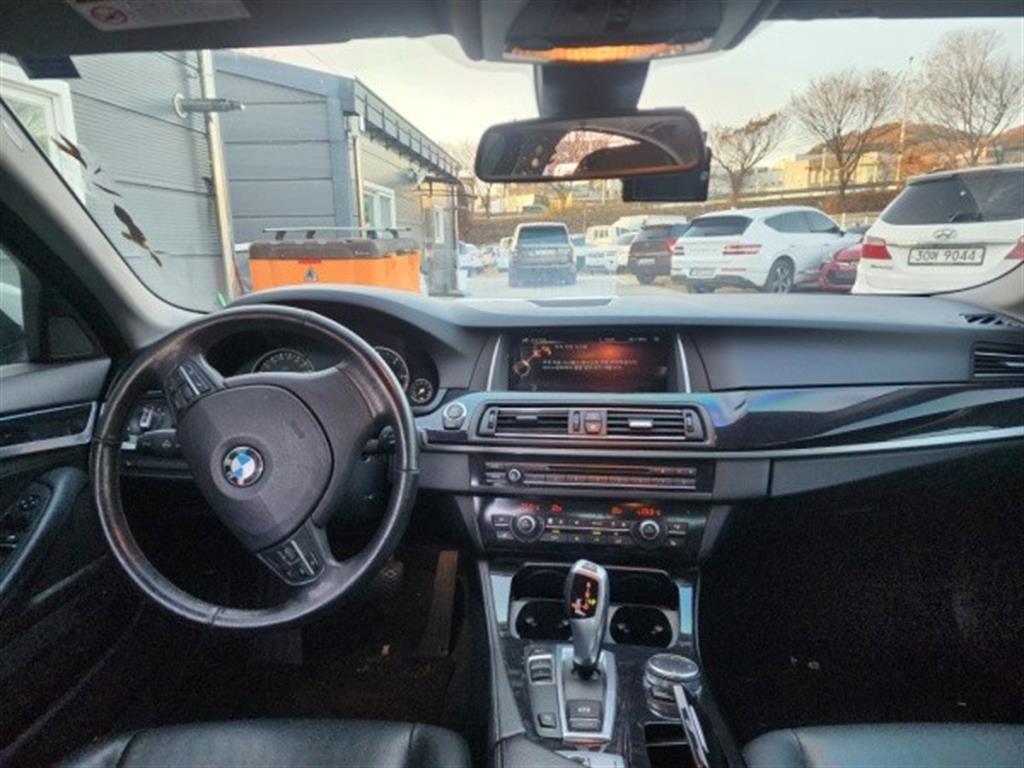 BMW 5 Series - Vista 7