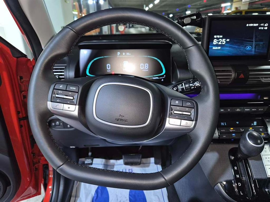 HYUNDAI Casper - Vista 9