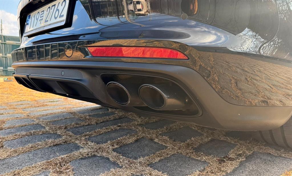 Porsche Panamera - Vista 5