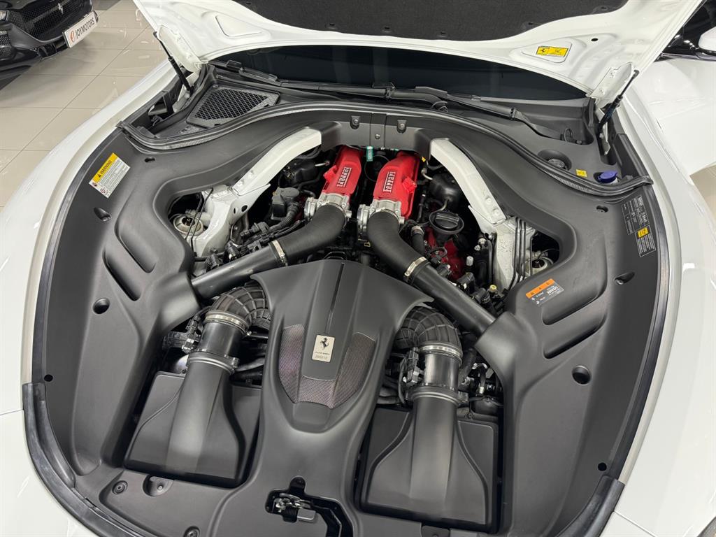 Ferrari roma - Vista 6