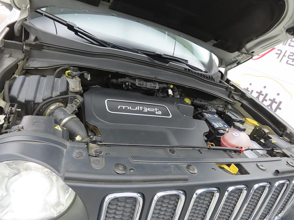 Jeep Renegade 2015 Gris - Importación desde Corea - HF Imports Iquique - Foto 19
