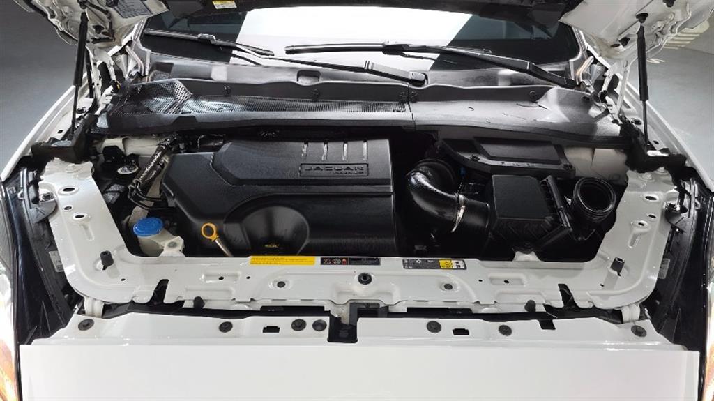 Jaguar E-PACE - Vista 6