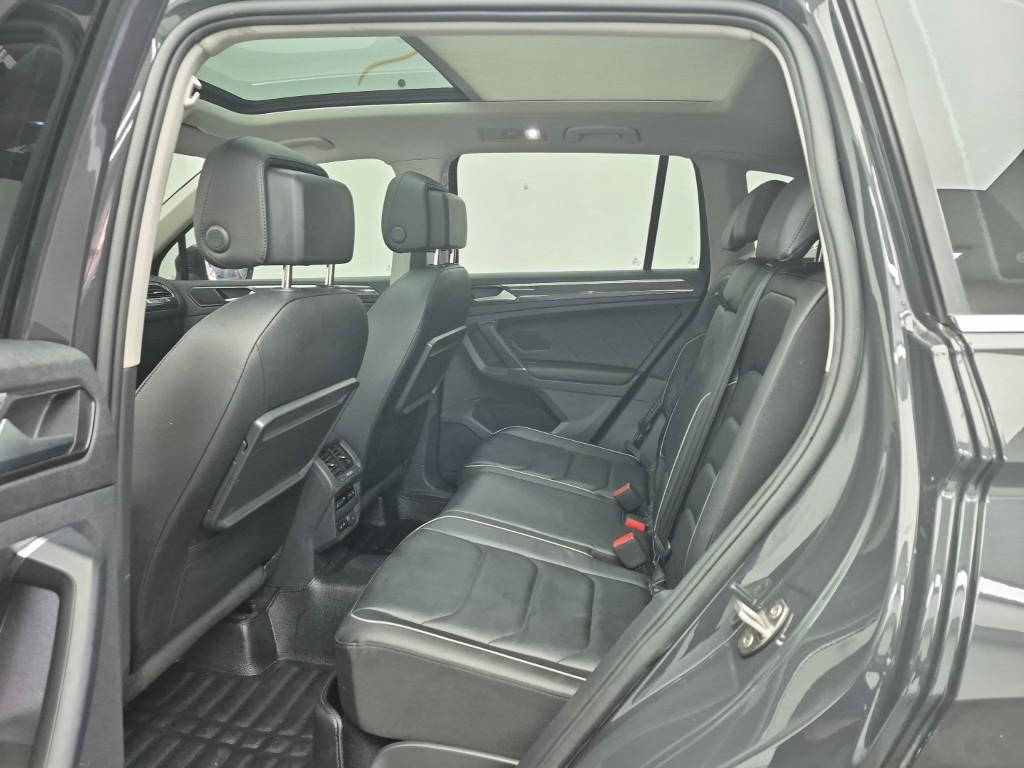 Volkswagen Tiguan - Vista 12