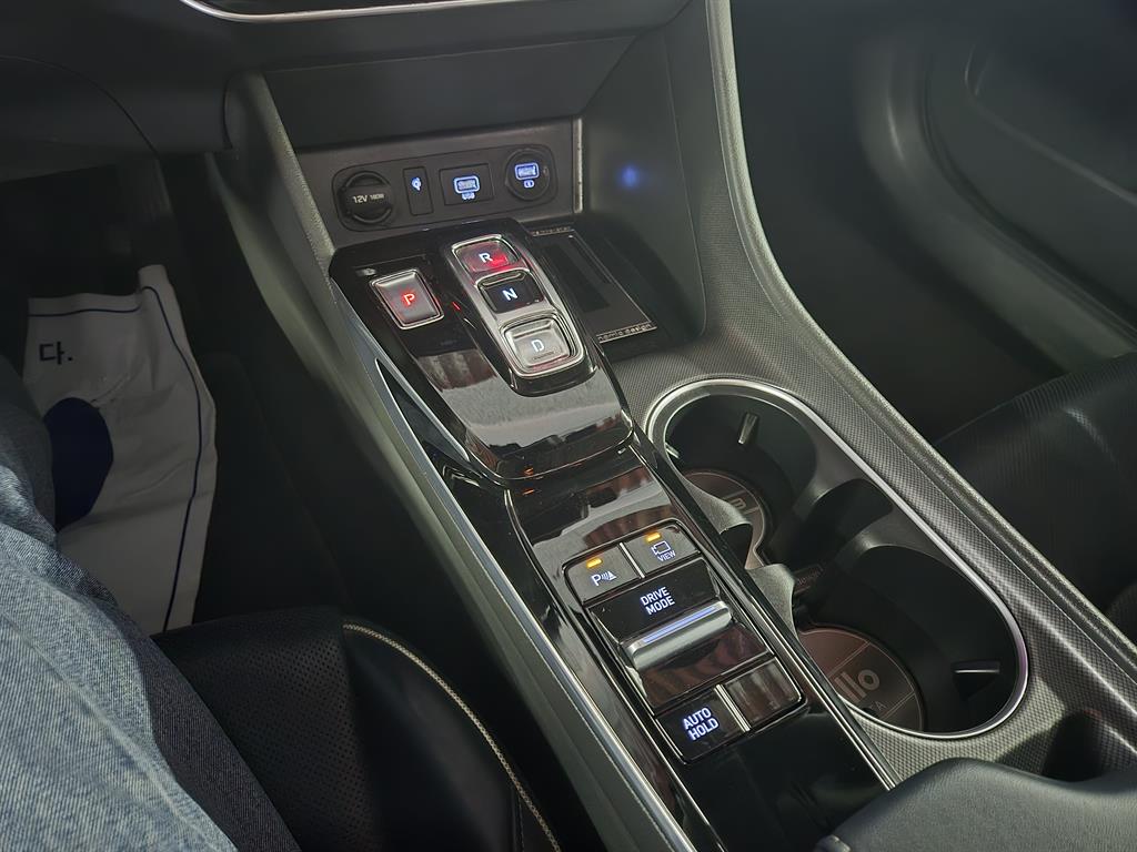 HYUNDAI Sonata - Vista 9