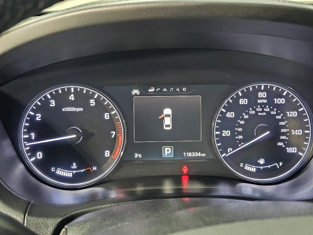 HYUNDAI Genesis - Vista 7