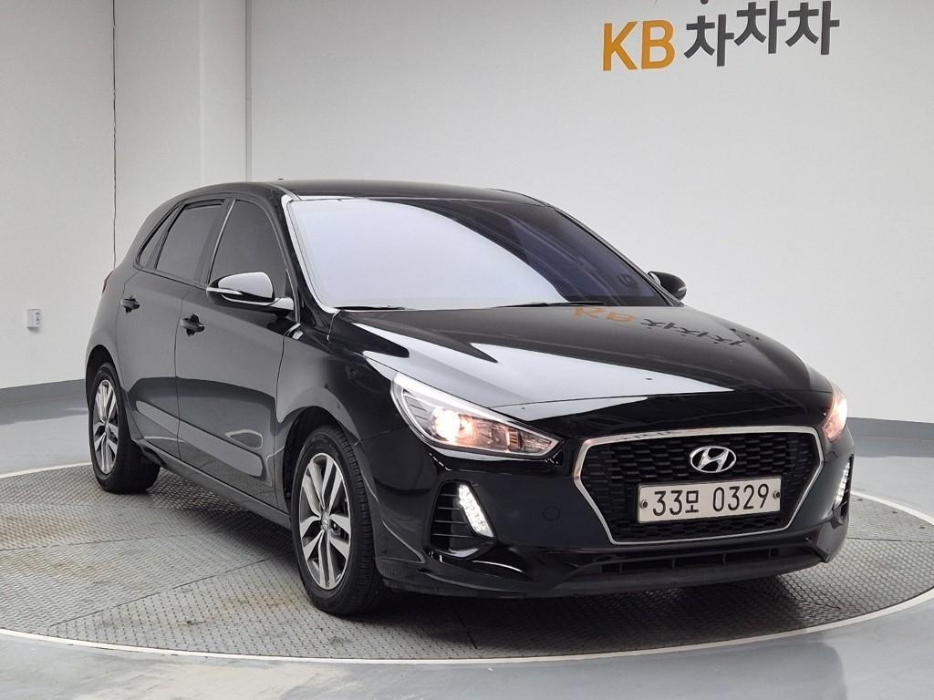 HYUNDAI i30 - Vista 4