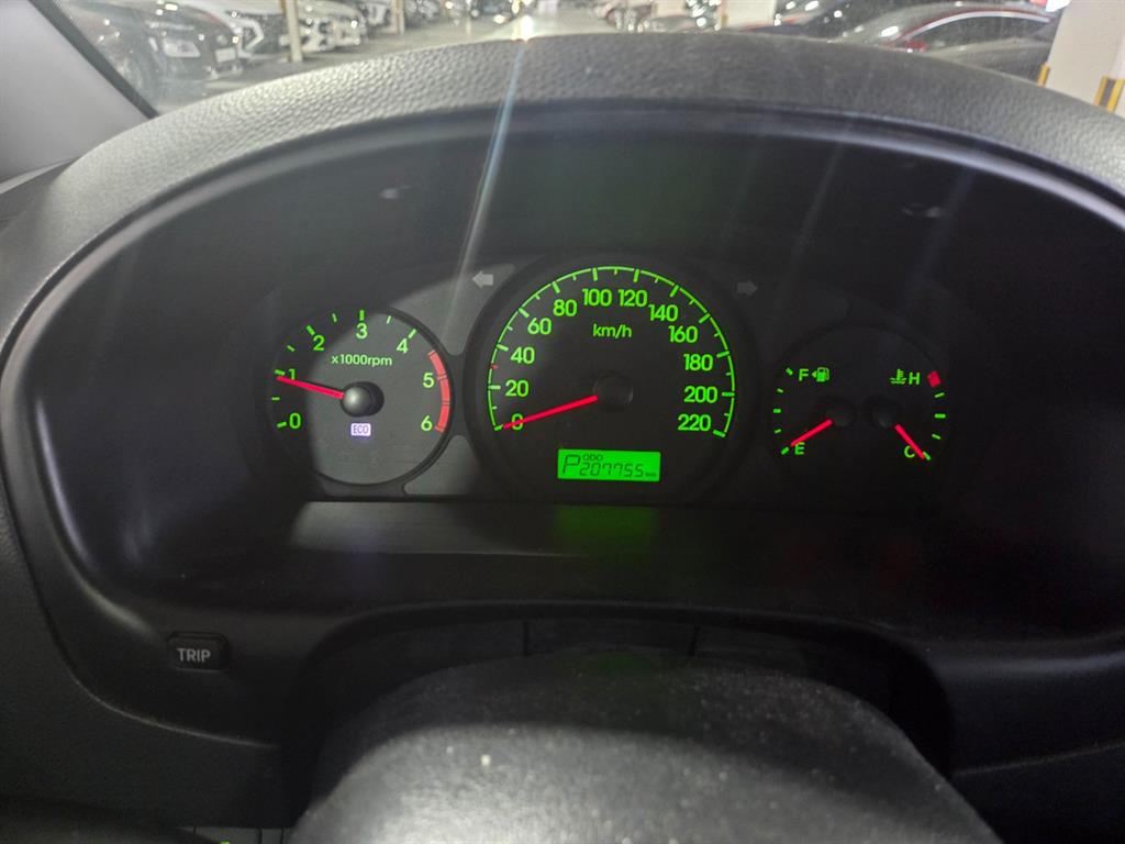 HYUNDAI Starex - Vista 11