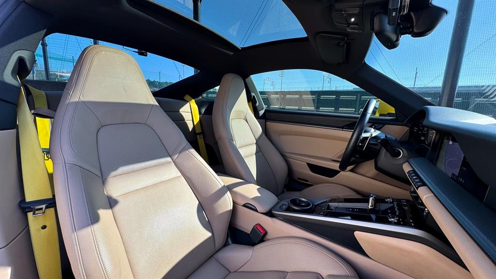 Porsche 911 - Vista 12