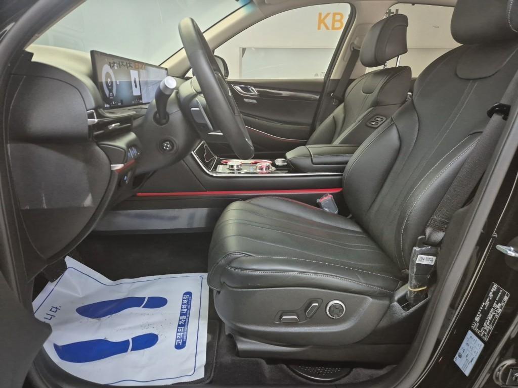 Genesis GV80 - Vista 11