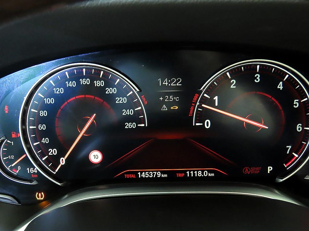 BMW 7 Series - Vista 9