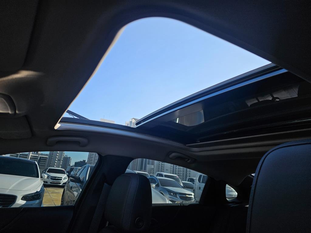 Chevrolet Malibu 2018 Gris - Importación desde Corea - HF Imports Iquique - Foto 16