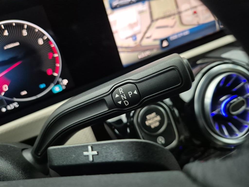 Mercedes Benz CLA Class - Vista 8