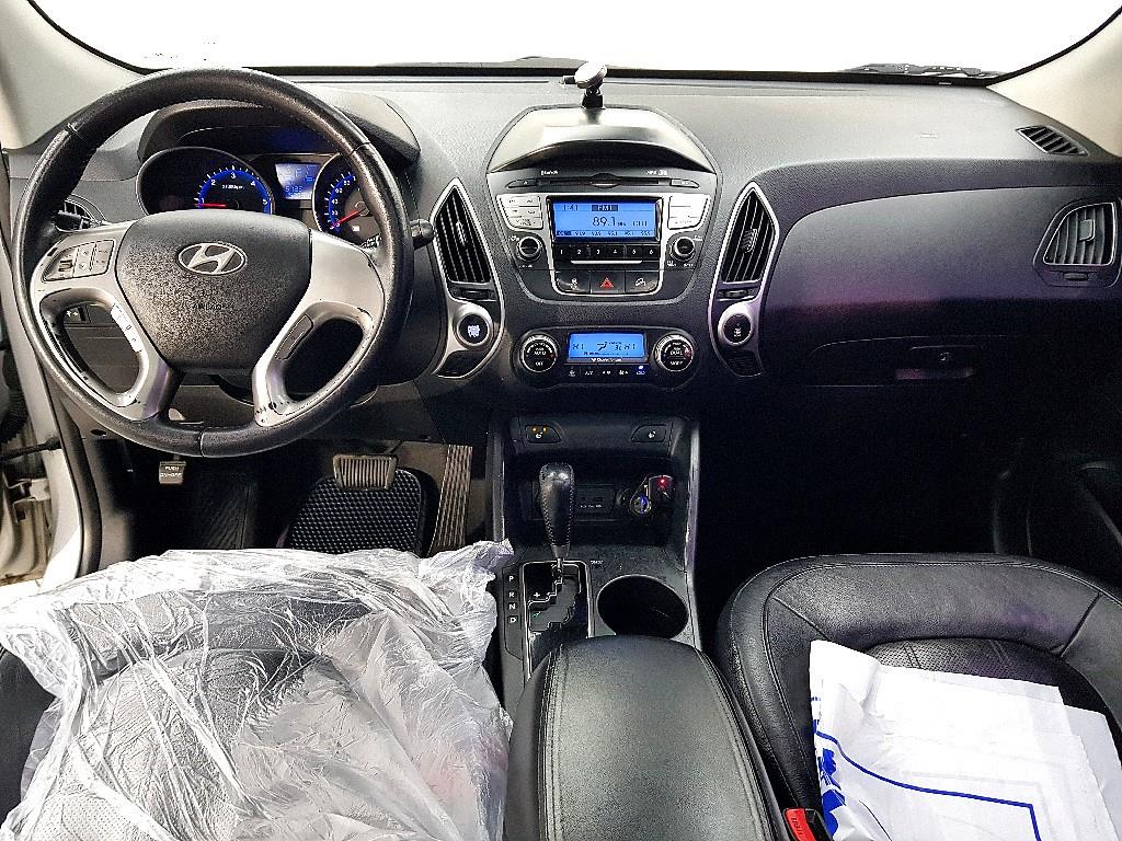 HYUNDAI Tucson - Vista 5