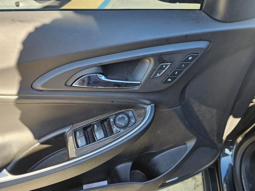 Chevrolet Malibu 2018 Gris - Importación desde Corea - HF Imports Iquique - Foto 13