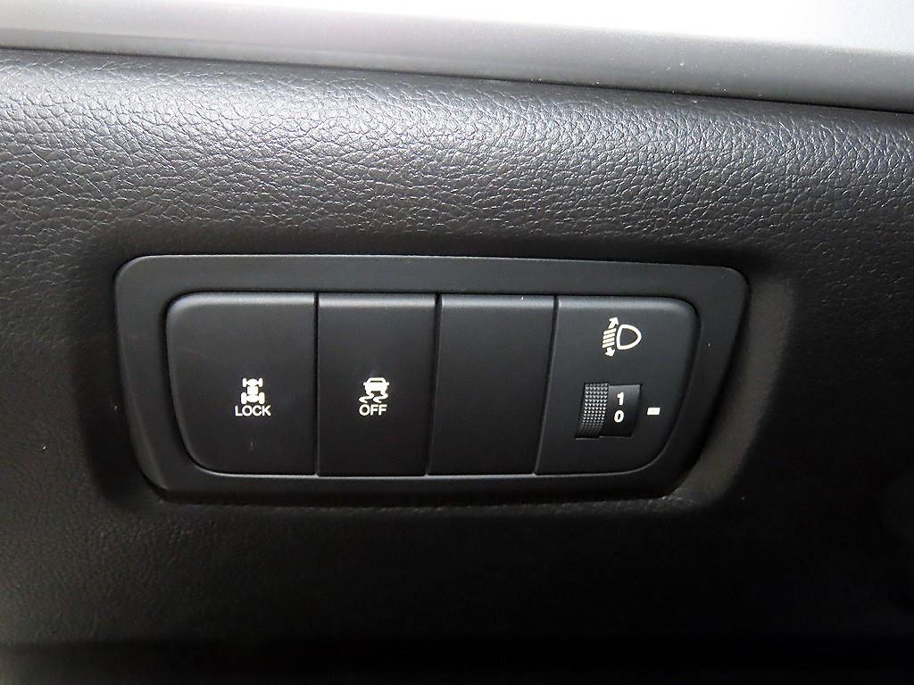 Ssangyong Korando 2015 Blanco - Importación desde Corea - HF Imports Iquique - Foto 14